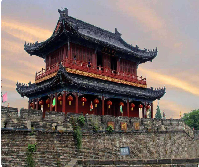 TRUNG QUỐC: VŨ HÁN - THẦN NÔNG GIÁ