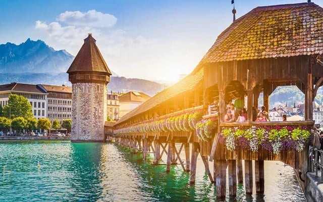 Cầu Chapel - Lucerne Thụy Sĩ